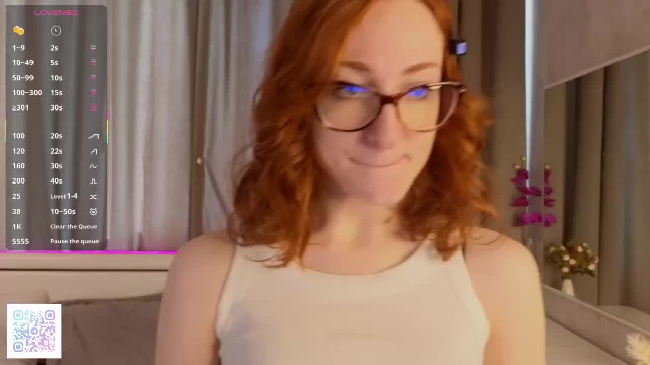 VeronaHascall Cam Model Chat September 30, 2025