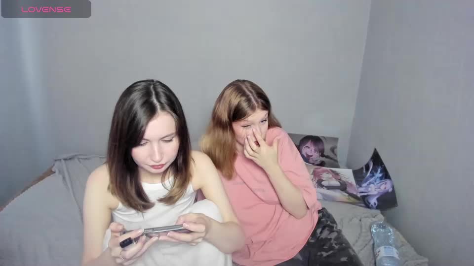 eumomino Cam Model Chat September 30, 2025