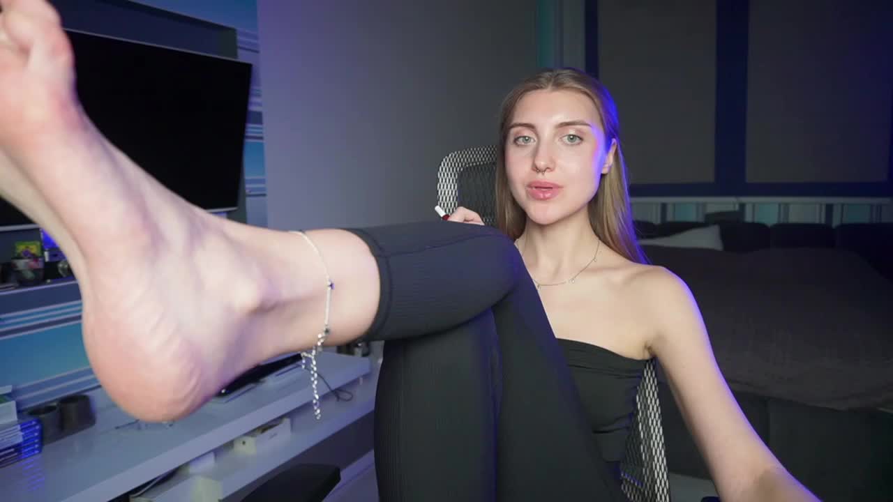 CassiaBlade1 Cam Model Chat September 30, 2025