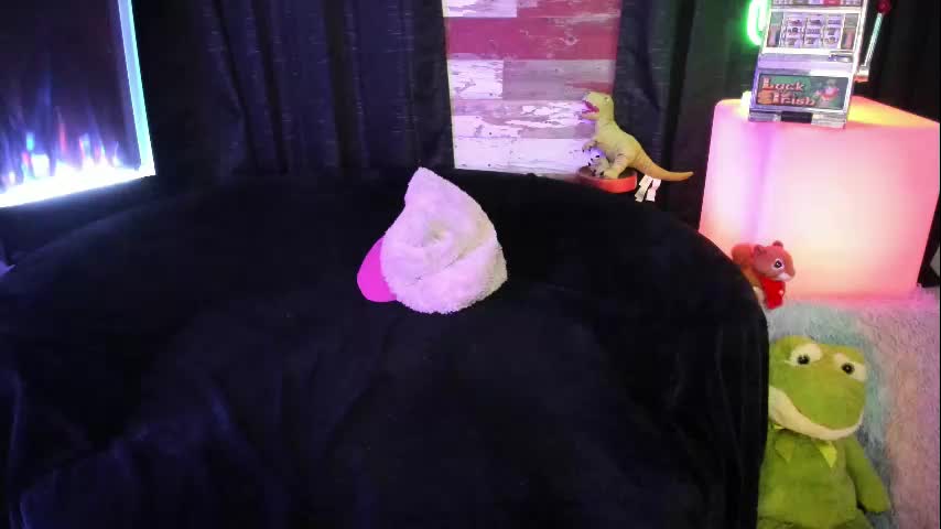 elle4you Cam Model Chat September 30, 2025
