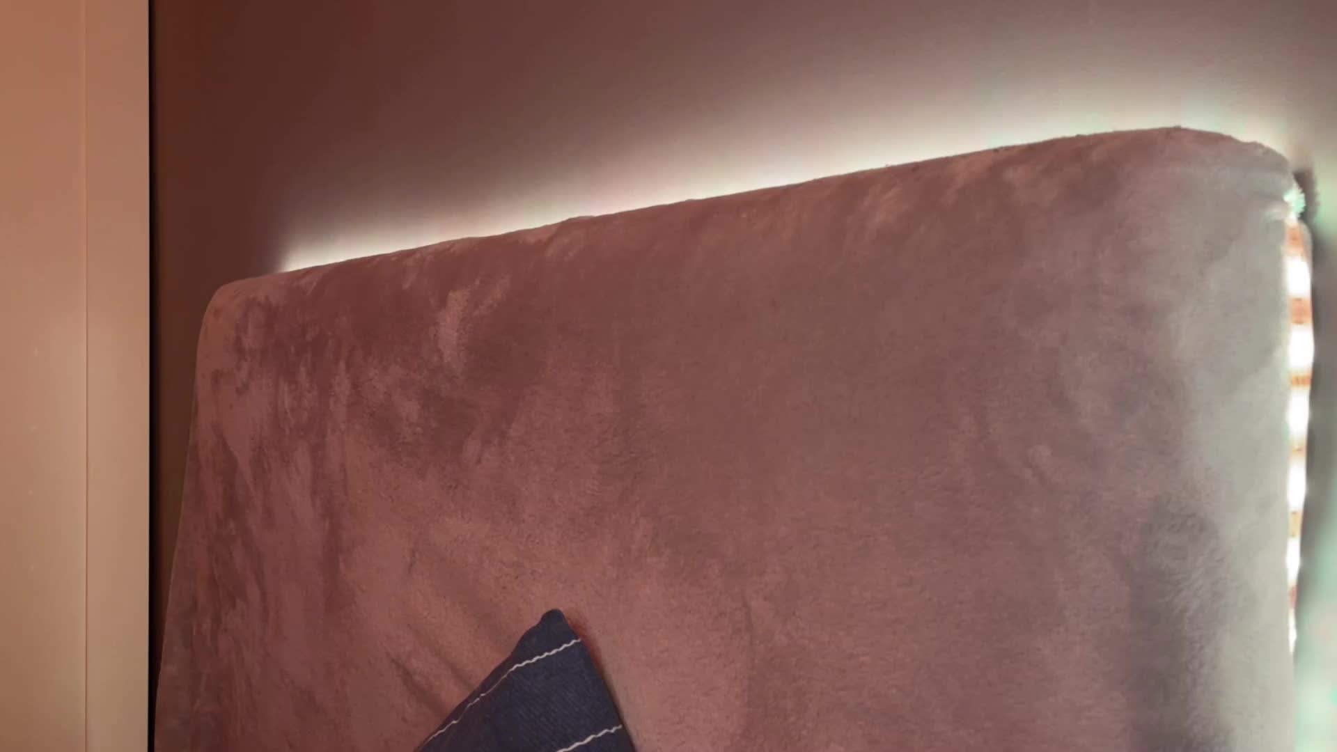 AlisaRichGold Cam Model Chat September 30, 2025