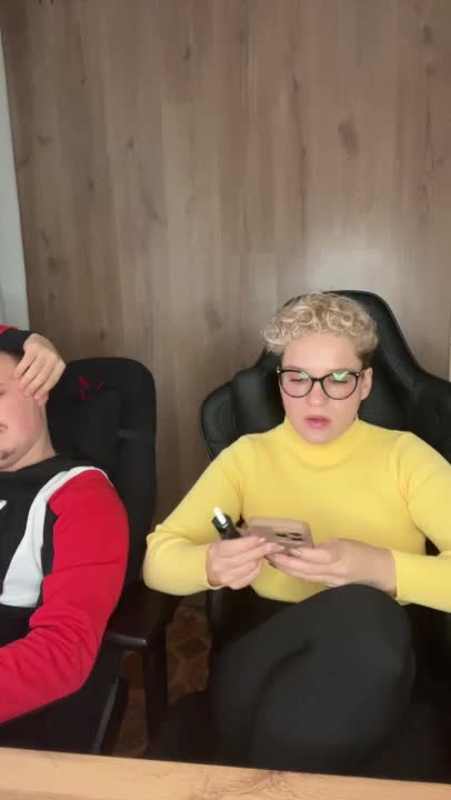 MrMrsRight Cam Model Chat September 30, 2025