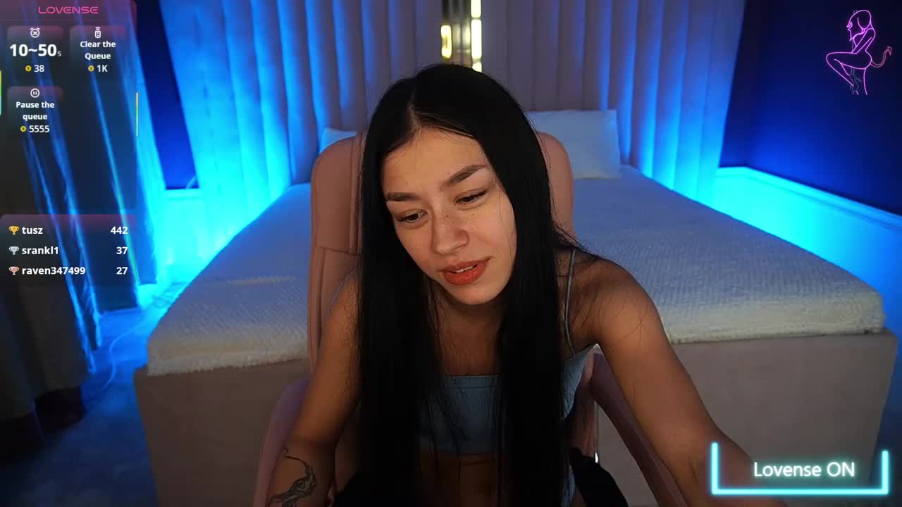 FataleNellie Cam Model Chat September 30, 2025