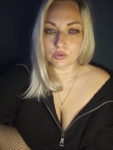 Tanysha-1 Cam Model Chat September 30, 2025