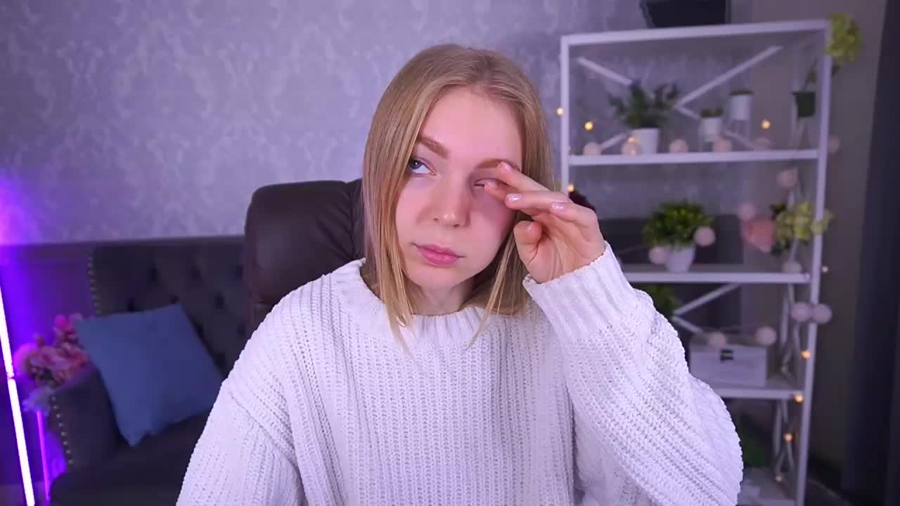 EmilySunshineS Cam Model Chat September 30, 2025