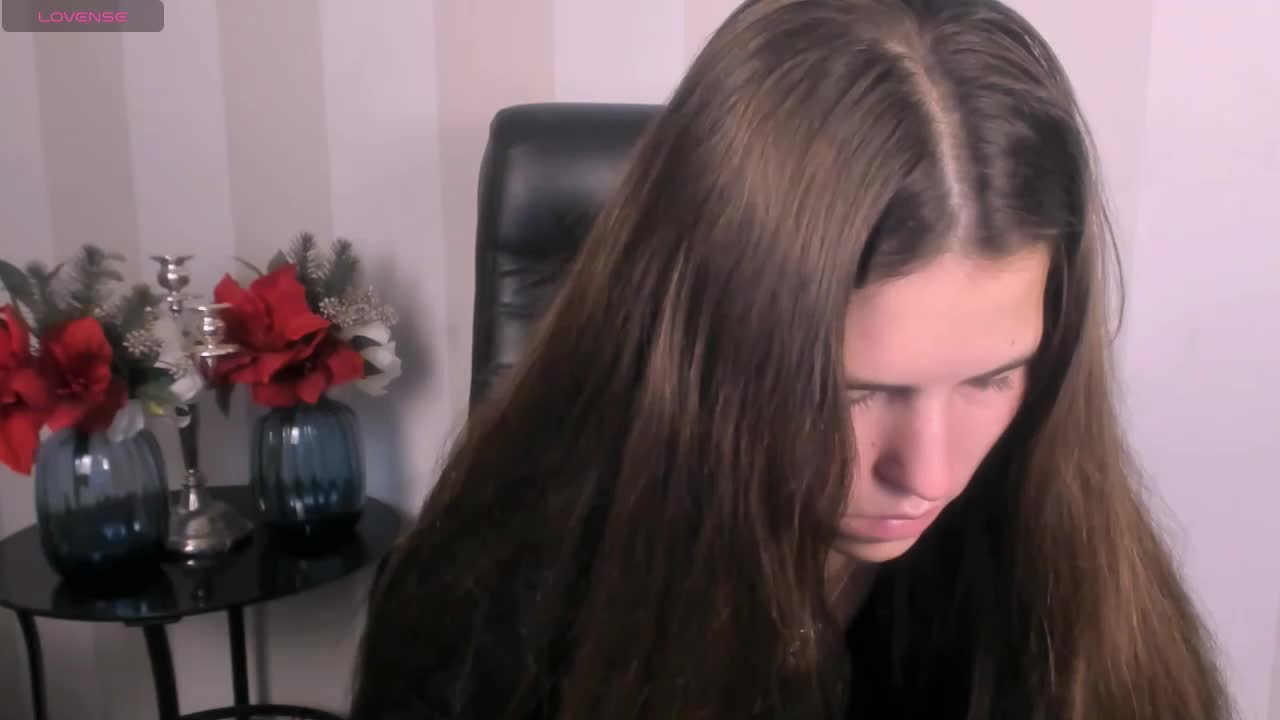 MiaMialani Cam Model Chat September 30, 2025