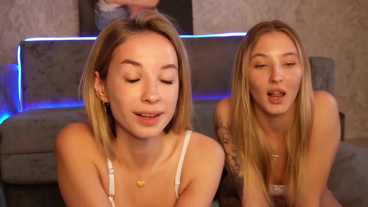 emely1benz Cam Model Chat September 30, 2025