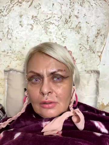 Gardener_of_Illusions Cam Model Chat September 30, 2025