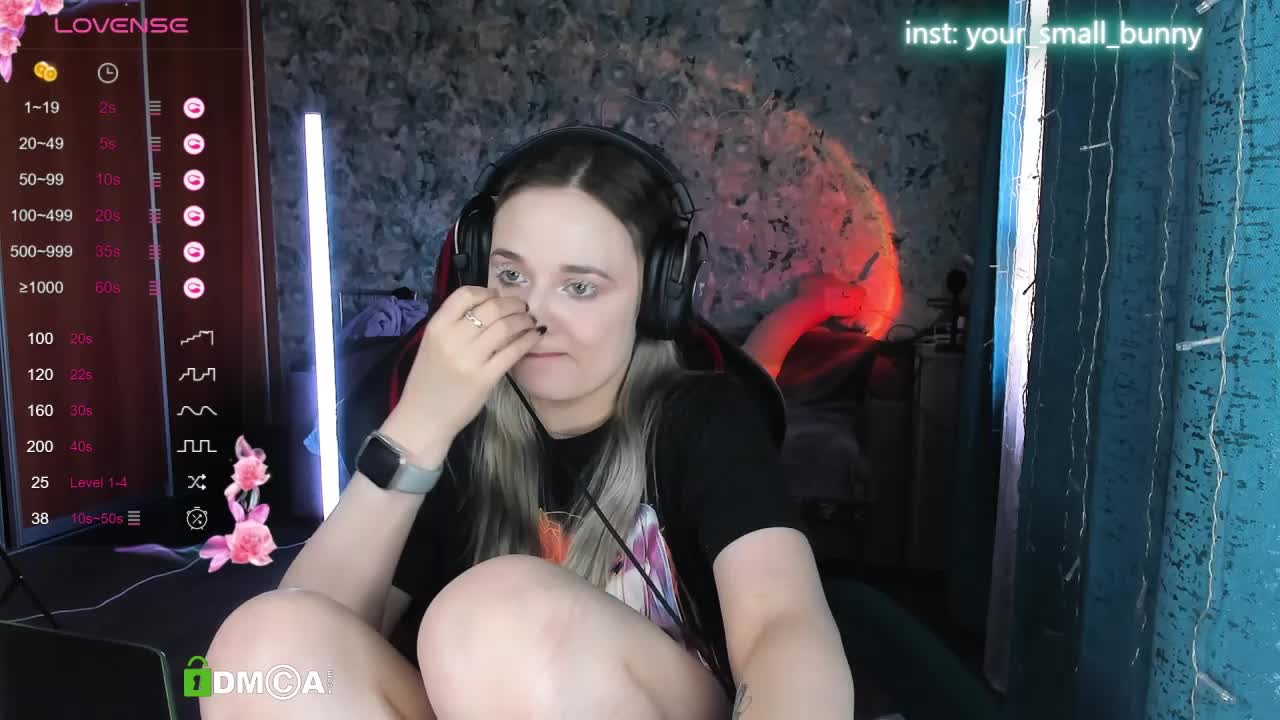 Your_small_bunny Cam Model Chat September 30, 2025