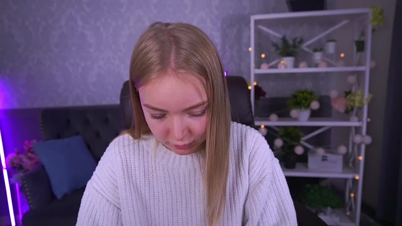 EmilySunshineS Cam Model Chat September 30, 2025