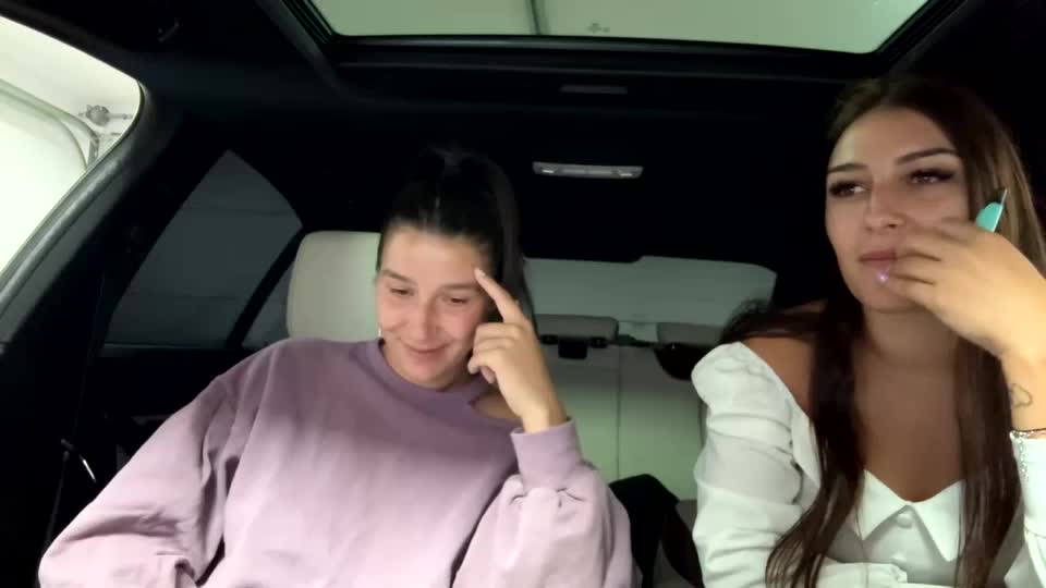 squirt_bunny77 Cam Model Chat September 30, 2025