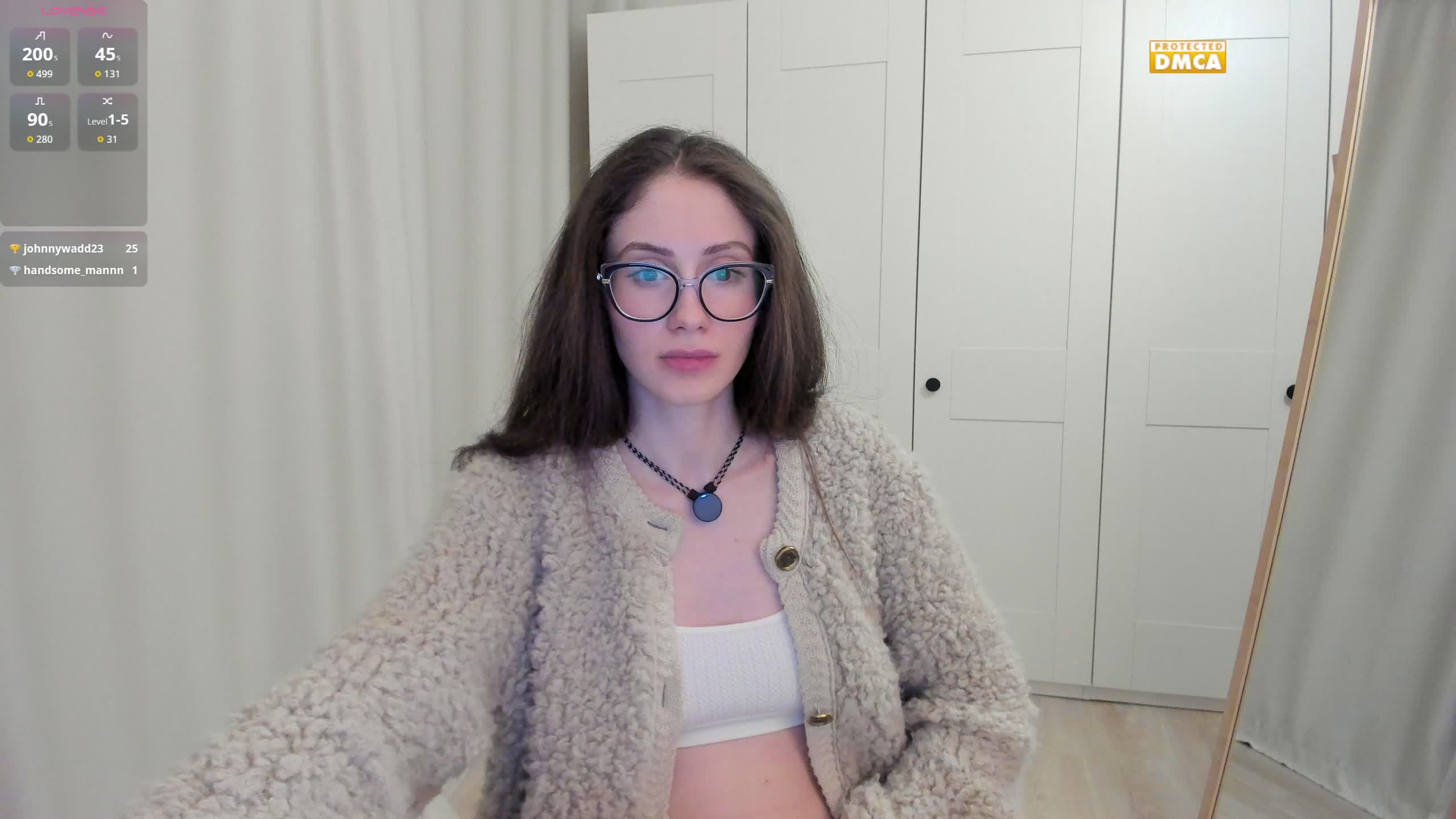 Snowiie Cam Model Chat September 30, 2025