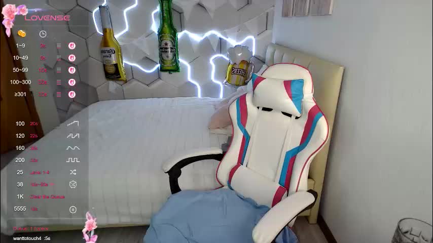 aliicemeow Cam Model Chat September 30, 2025