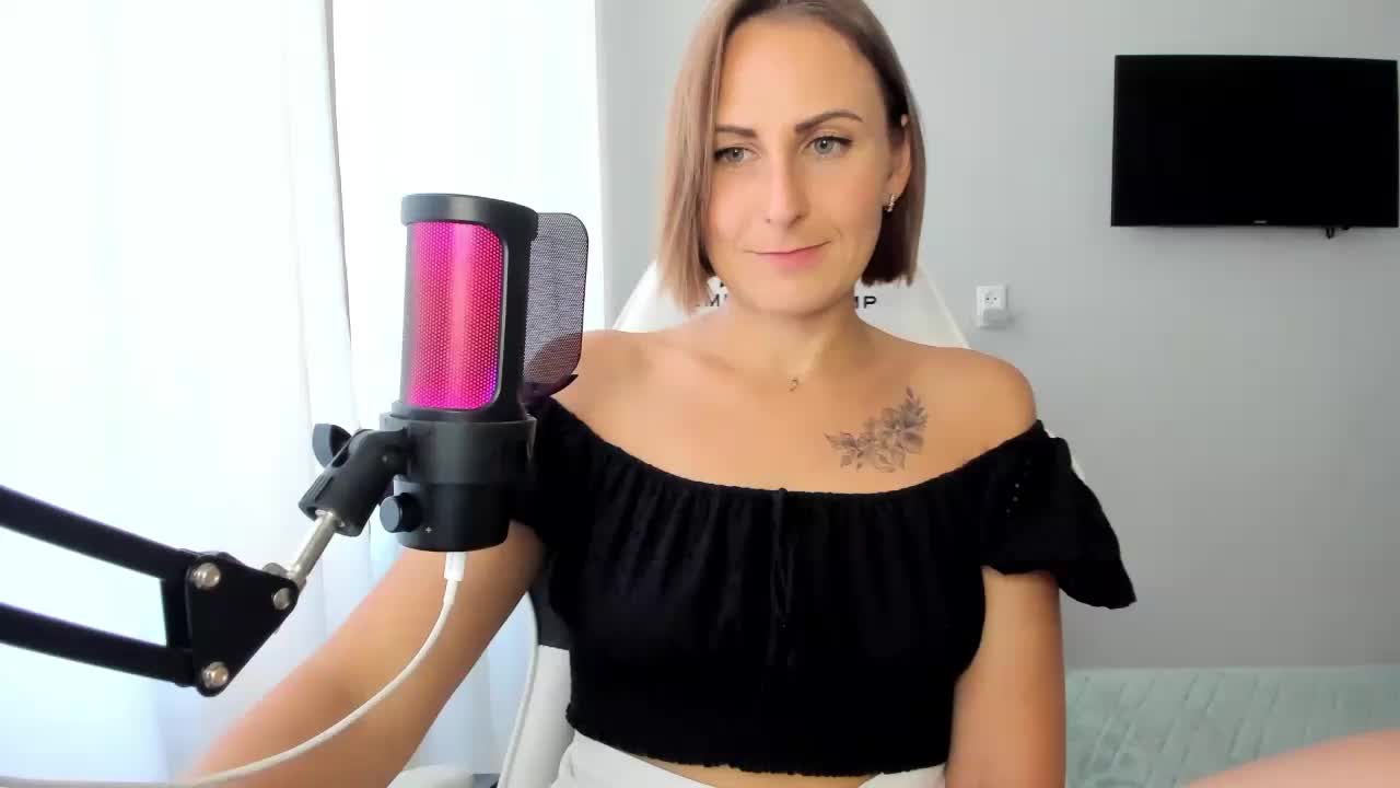 Kiza9 Cam Model Chat September 30, 2025