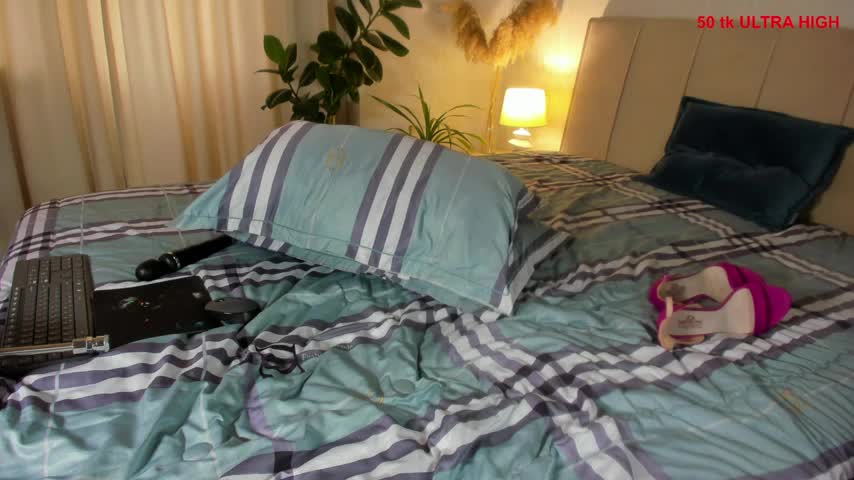 __Fox__ Cam Model Chat September 30, 2025