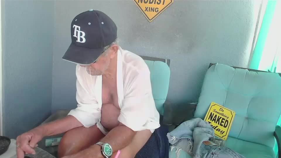 smallpenisbigtongue Cam Model Chat September 30, 2025