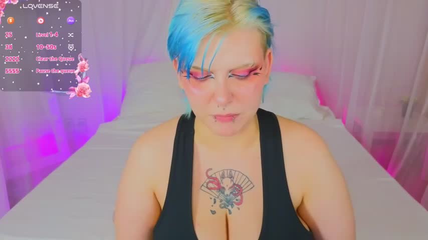 bluelunaray Cam Model Chat October 1, 2025