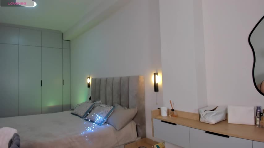 Sexy_Ev3lin Cam Model Chat October 1, 2025