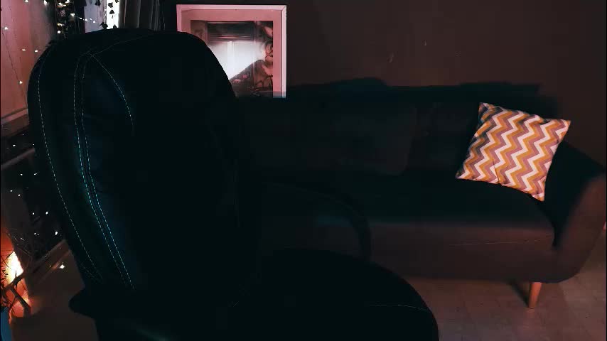 noah_elmer Cam Model Chat October 1, 2025