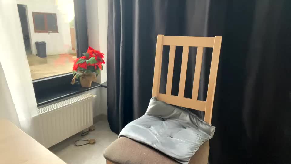 nyconik Cam Model Chat October 1, 2025