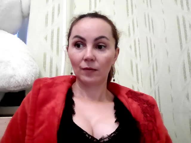 TessBertie Cam Model Chat October 1, 2025