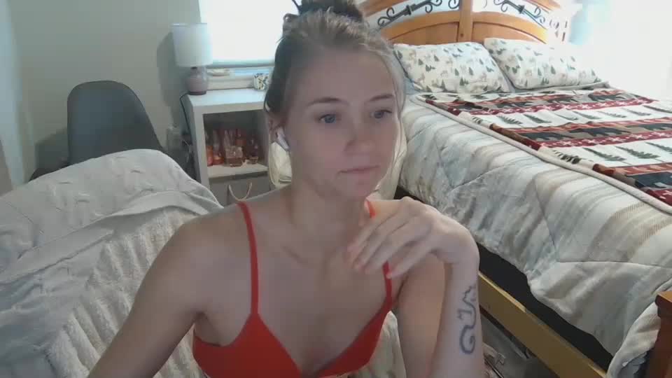 katynowhere Cam Model Chat October 1, 2025