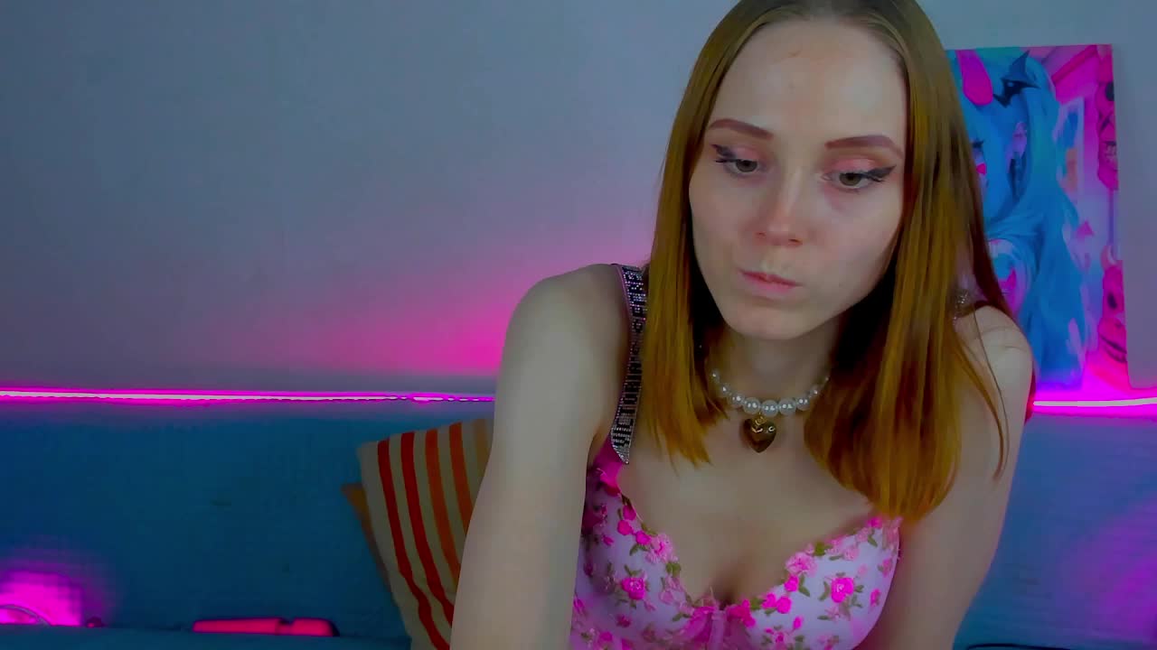 GinaLovely Cam Model Chat October 1, 2025