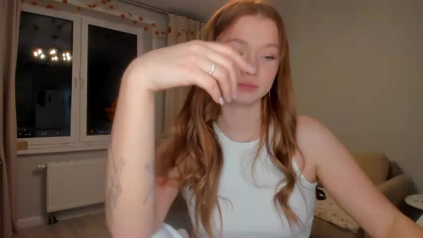 dinky__emily Cam Model Chat October 1, 2025