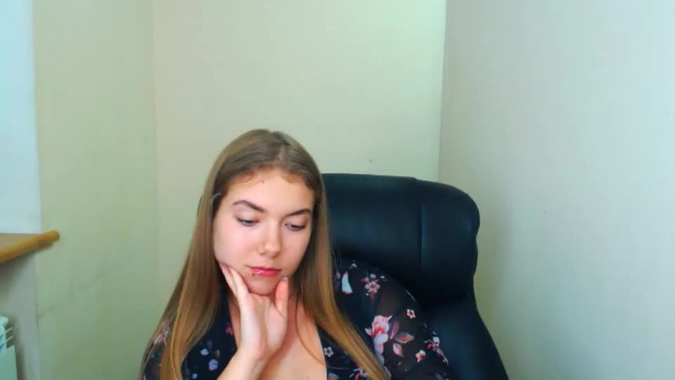 zoey_deuttch Cam Model Chat October 1, 2025