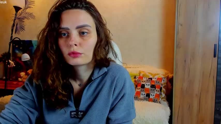 mia_grantes Cam Model Chat October 1, 2025