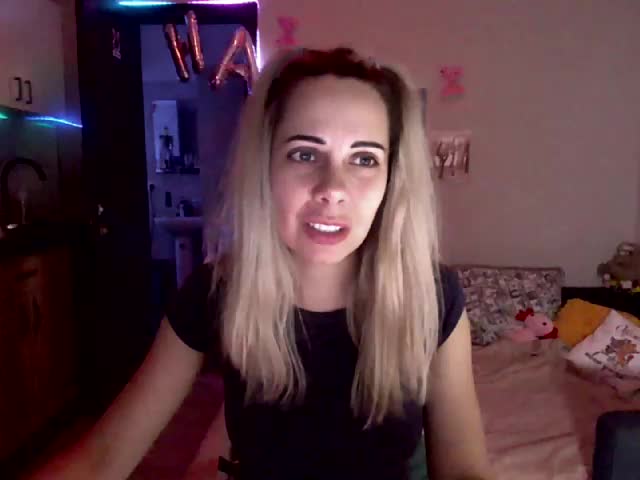 Getera_Cass Cam Model Chat October 1, 2025