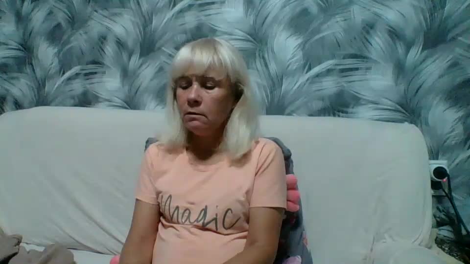 sakura_blonde Cam Model Chat October 1, 2025