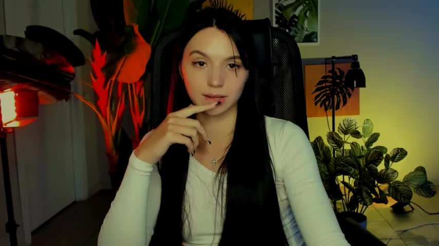 OlgaPetrova Cam Model Chat October 1, 2025