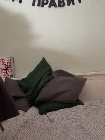 MollyBer Cam Model Chat October 1, 2025