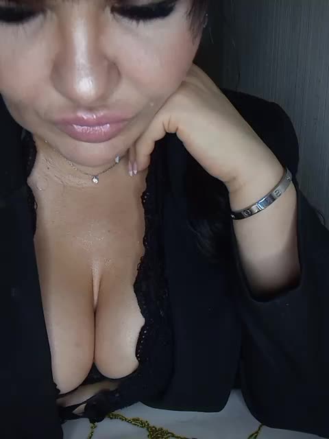 Brunetochkaaa Cam Model Chat October 1, 2025