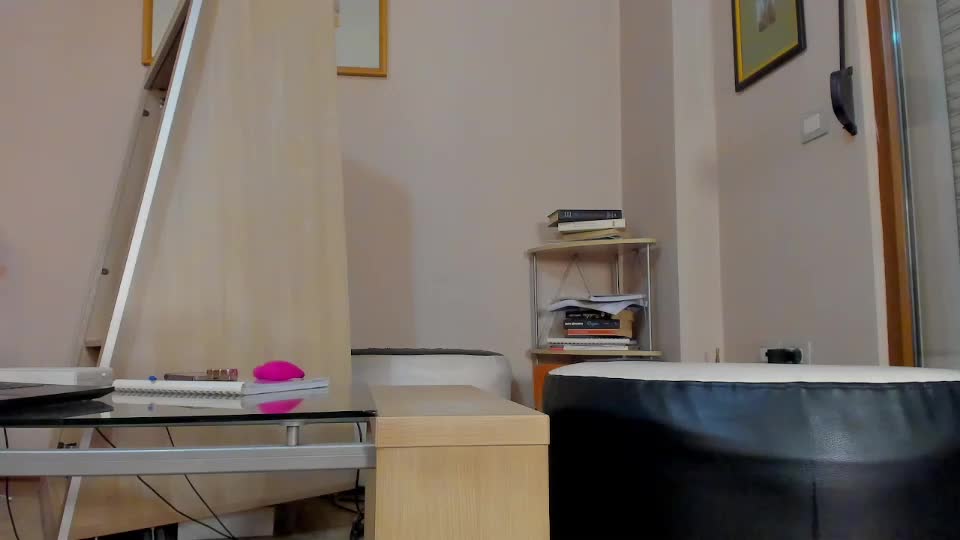 hotel77777 Cam Model Chat October 1, 2025