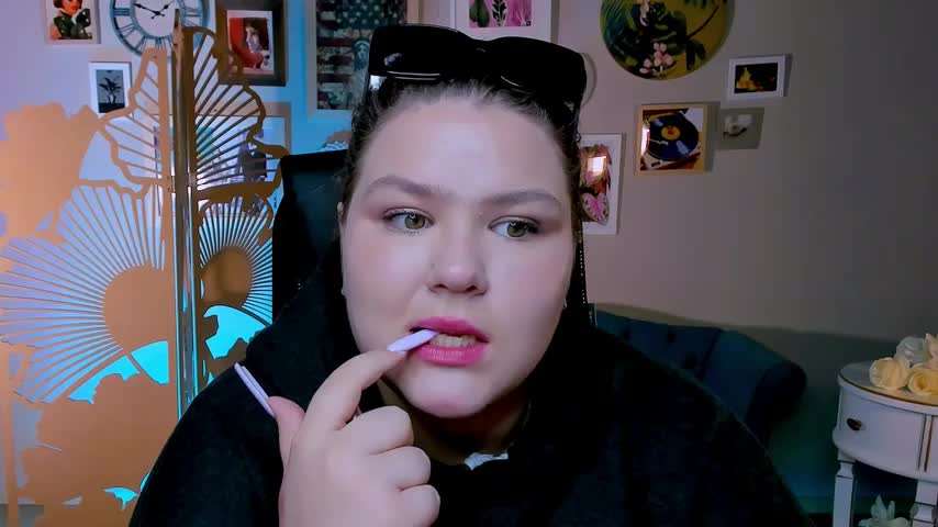 FlorenceAnderson Cam Model Chat October 1, 2025