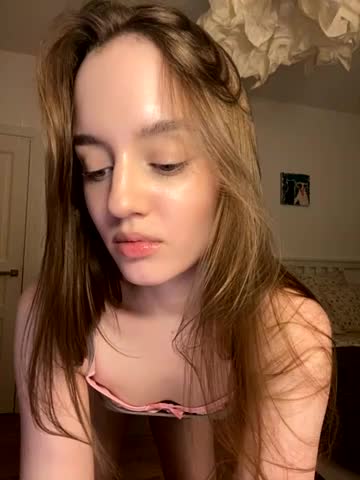 malyshhka Cam Model Chat October 1, 2025