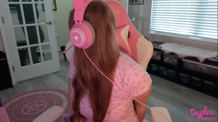 daphnemadison Cam Model Chat October 1, 2025