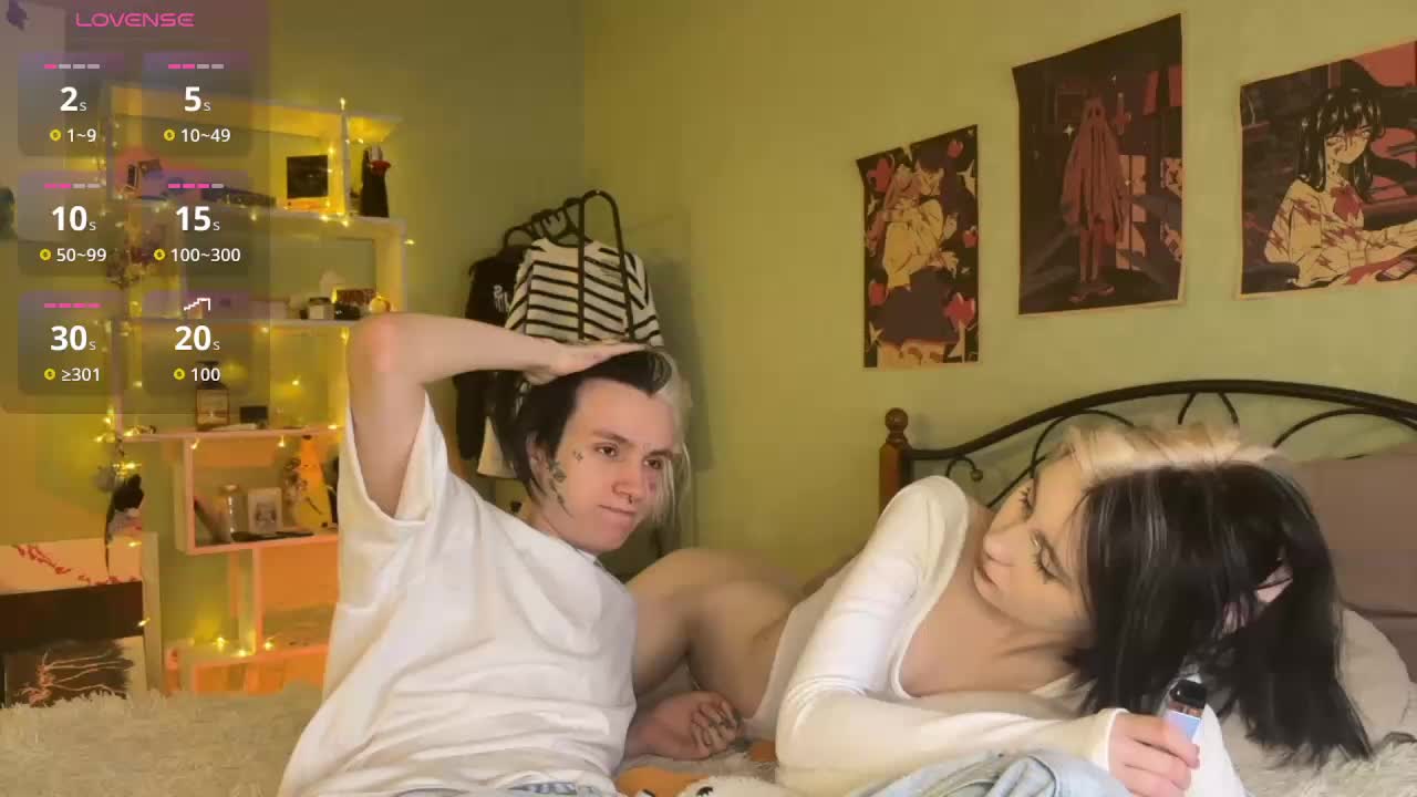 VeryRareTwins Cam Model Chat October 1, 2025