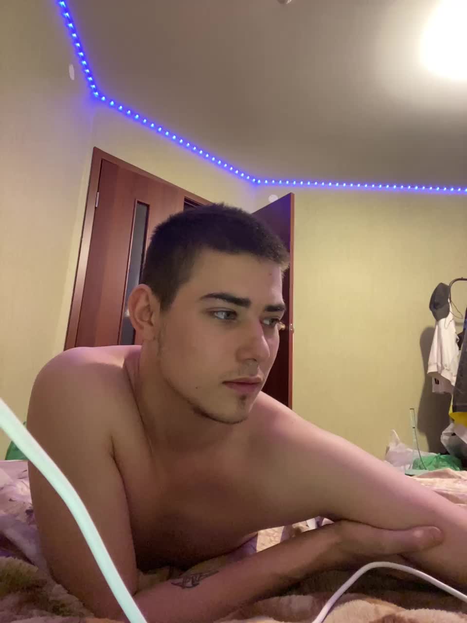 TUYA2 Cam Model Chat October 1, 2025