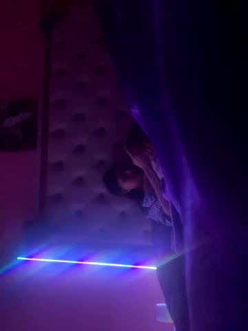 Flossy_Vettie Cam Model Chat October 1, 2025