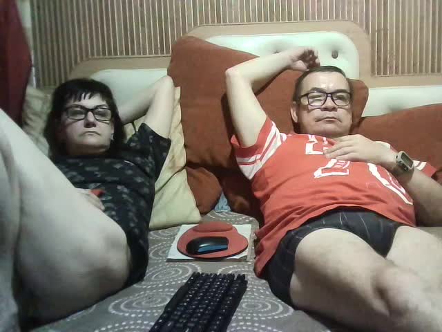 coupleofcoolx Cam Model Chat October 1, 2025