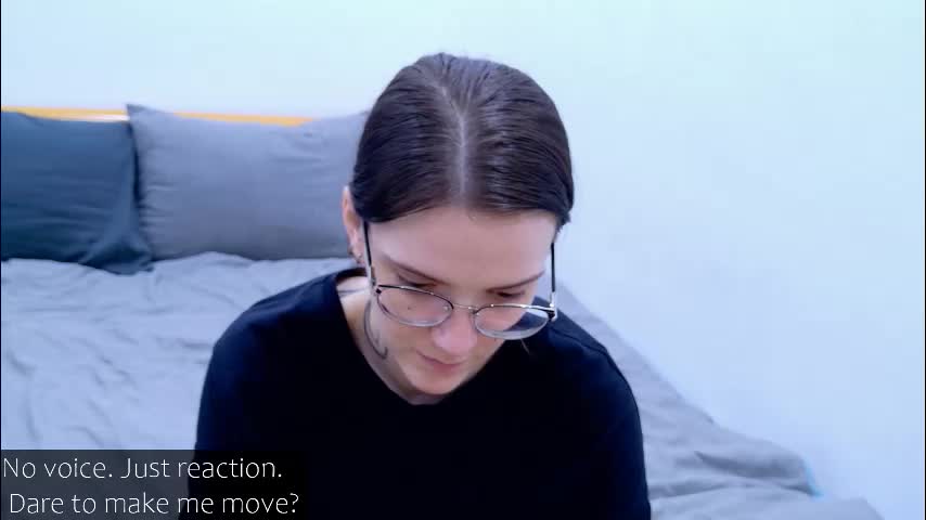 liya_still Cam Model Chat October 1, 2025