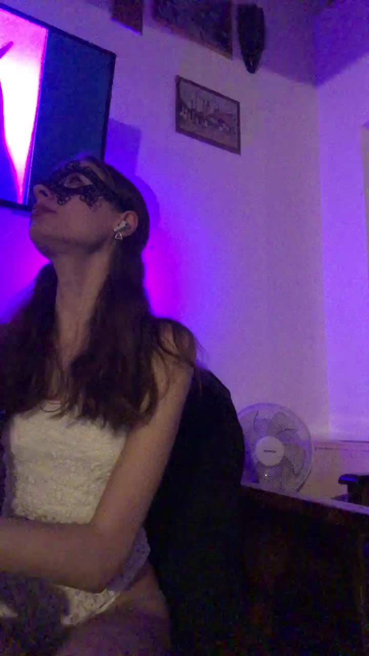 squirtproo Cam Model Chat October 1, 2025