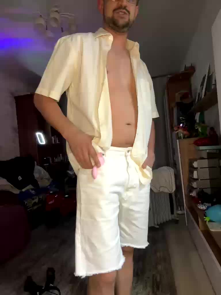 VIP17CoupleDream Cam Model Chat October 1, 2025