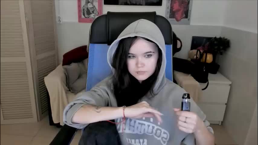 elainebeness Cam Model Chat October 1, 2025