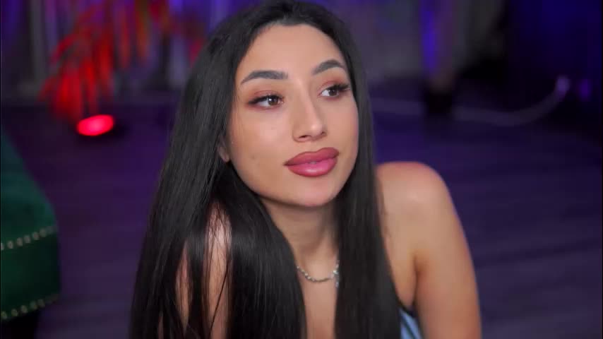 ginavalentinna Cam Model Chat October 1, 2025