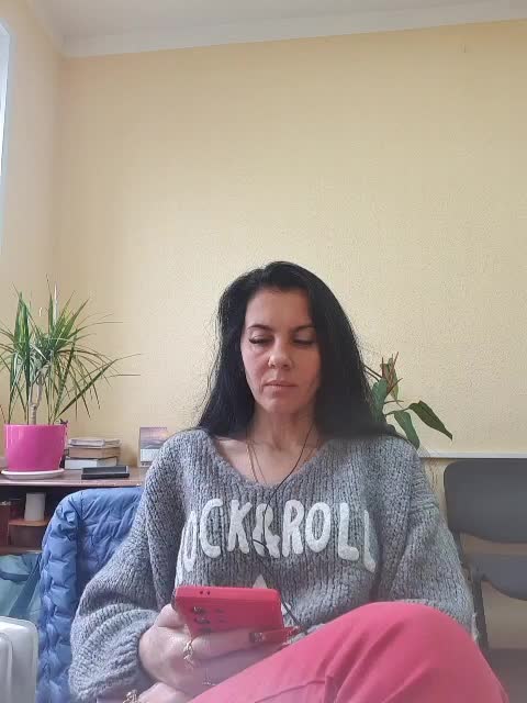 -France- Cam Model Chat October 1, 2025