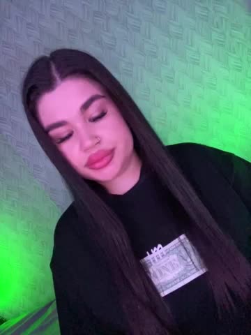 suchka-black- Cam Model Chat October 1, 2025